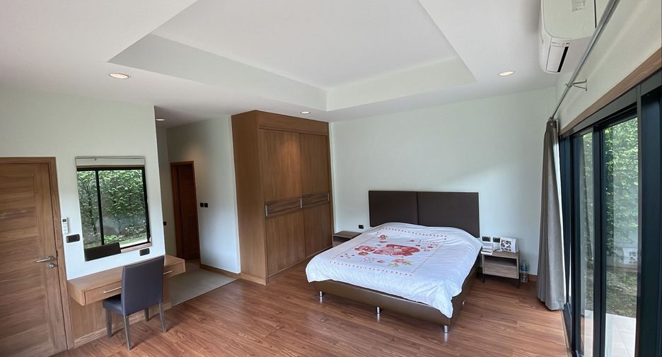 Villa en alquiler de 3 habitaciones en Huay Yai, Pattaya