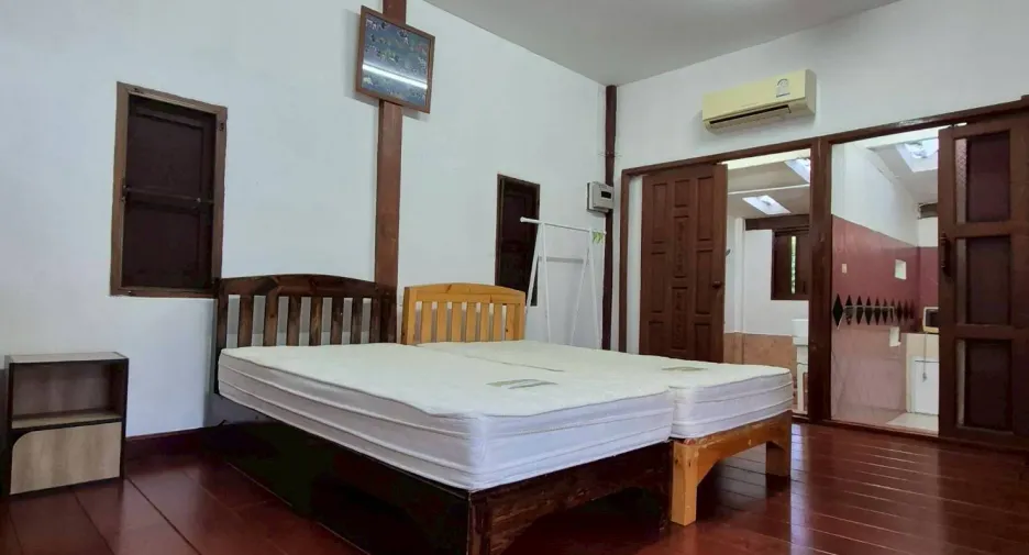 For sale and for rent 7 bedrooms house in Mae Rim, Chiang Mai