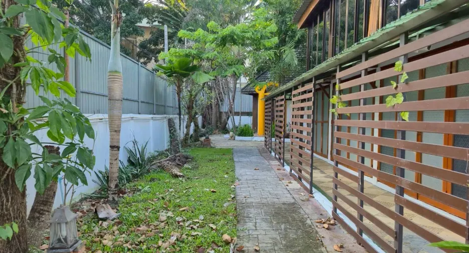 For sale and for rent 7 bedrooms house in Mae Rim, Chiang Mai