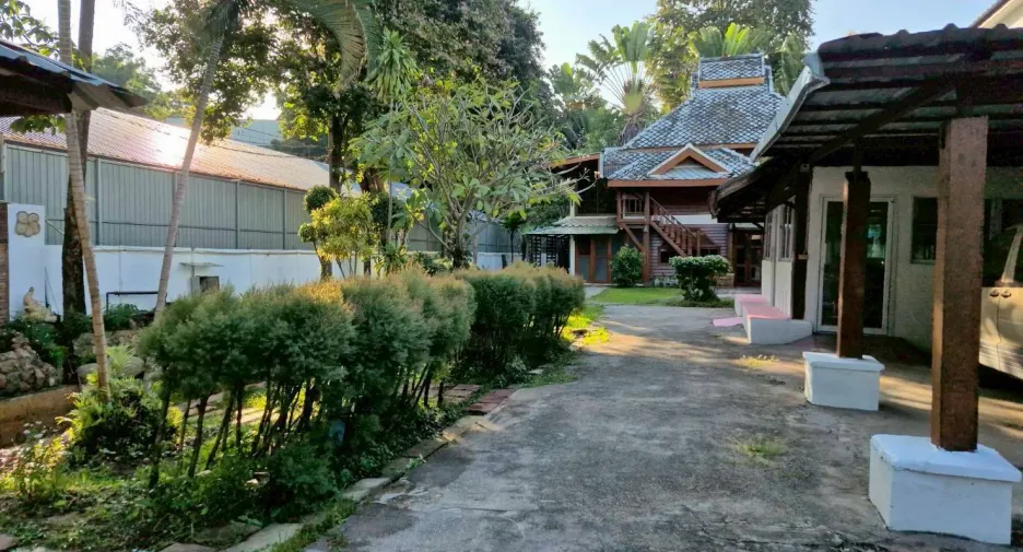 For sale and for rent 7 bedrooms house in Mae Rim, Chiang Mai