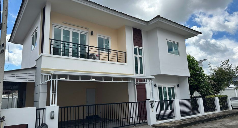 Haus zum Kauf mit 4 Zimmer in San Kamphaeng, Chiang Mai