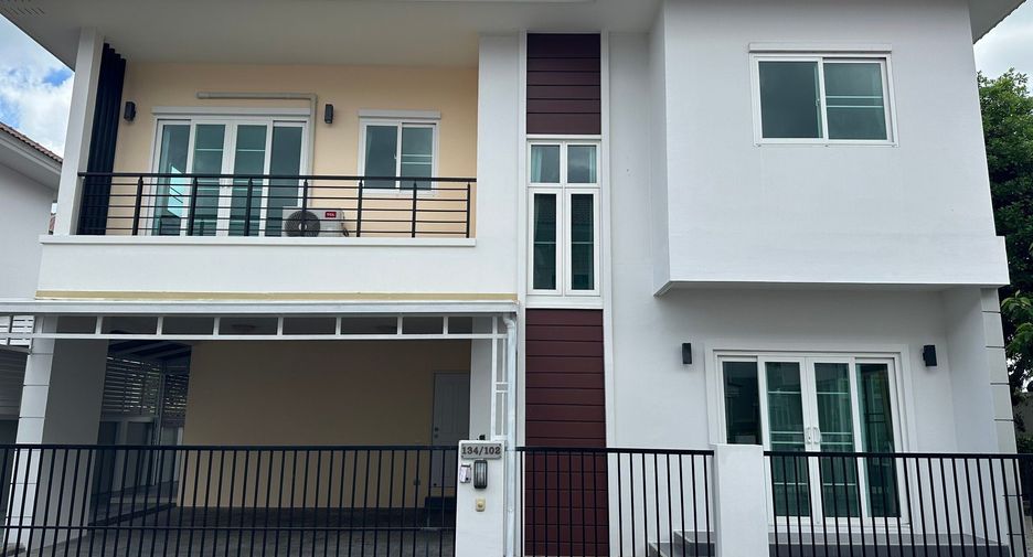 Haus zum Kauf mit 4 Zimmer in San Kamphaeng, Chiang Mai