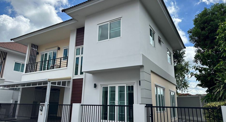 Haus zum Kauf mit 4 Zimmer in San Kamphaeng, Chiang Mai