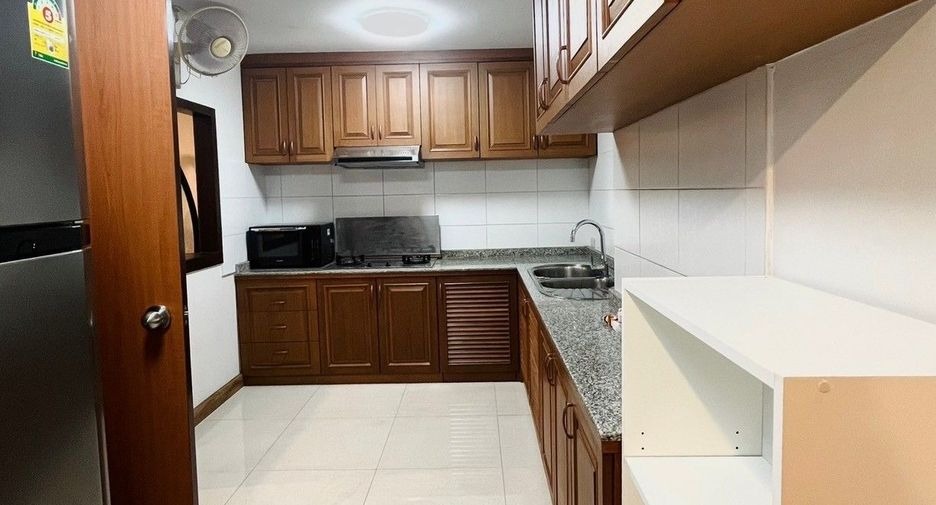For sale and for rent 3 bedrooms condo in Khlong Toei, Bangkok
