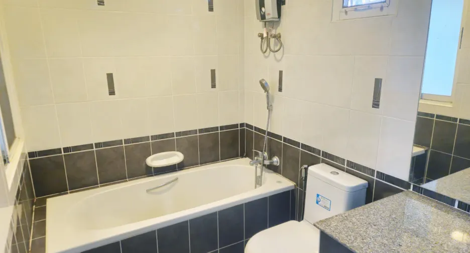 For sale 4 bedrooms house in Doi Saket, Chiang Mai