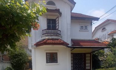 For sale 4 bedrooms house in Saphan Sung, Bangkok