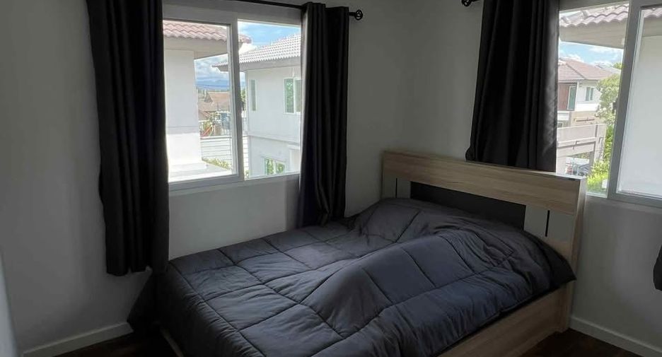 For rent 3 ベッドルーム house in San Kamphaeng, Chiang Mai