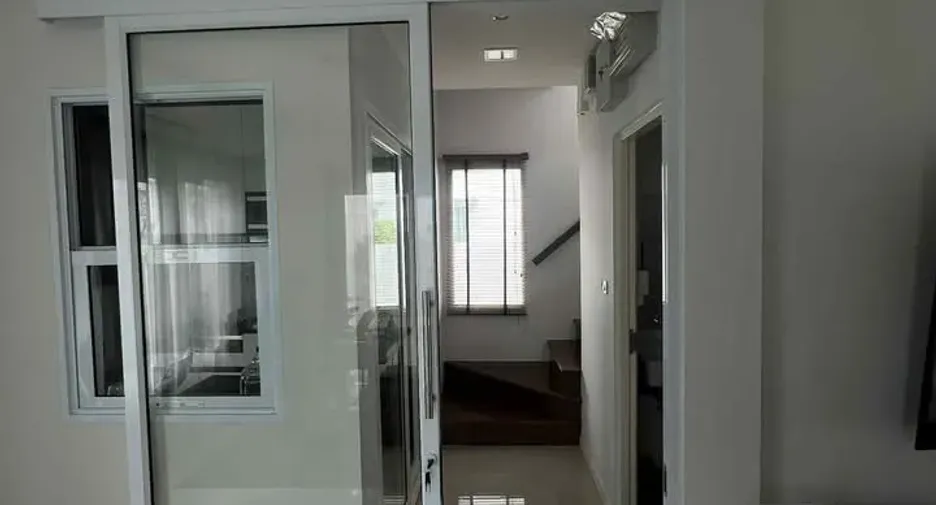 For rent 3 ベッドルーム house in San Kamphaeng, Chiang Mai