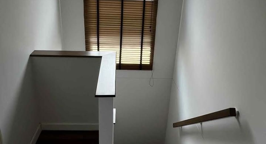 For rent 3 ベッドルーム house in San Kamphaeng, Chiang Mai