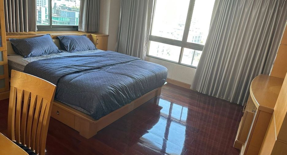 For sale and for rent 3 bedrooms condo in Khlong Toei, Bangkok