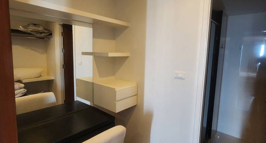 Condo en alquiler de 2 habitaciones en Mueang Chiang Mai, Chiang Mai