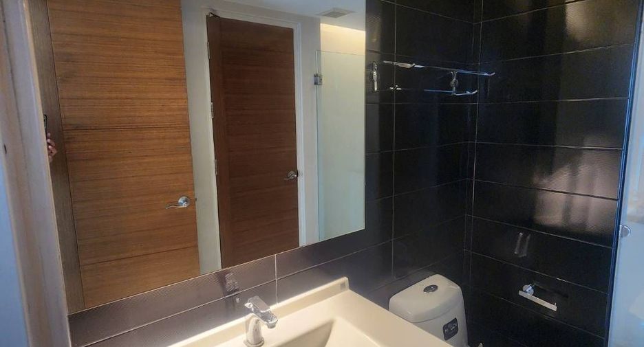 Condo en alquiler de 2 habitaciones en Mueang Chiang Mai, Chiang Mai