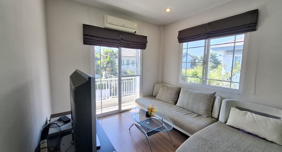 For sale 3 bedrooms house in Bang Kapi, Bangkok
