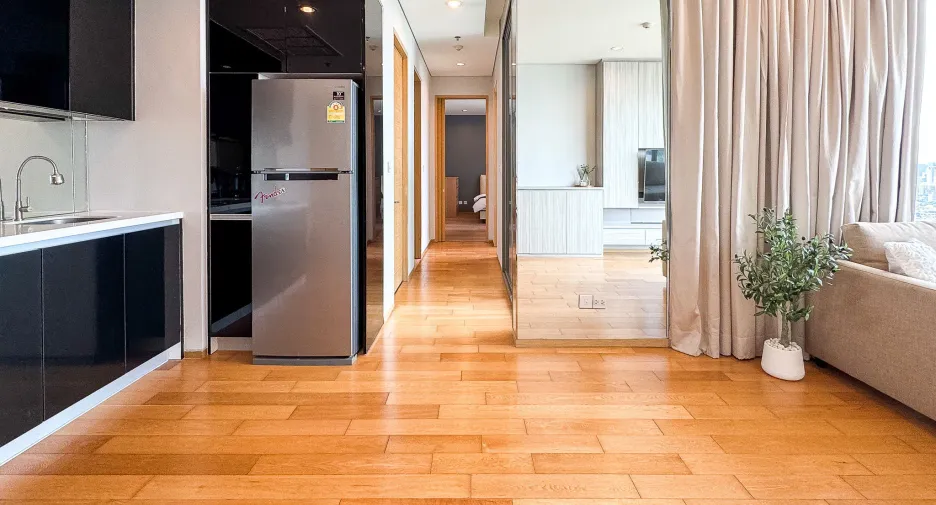 For sale 2 bedrooms condo in Yan Nawa, Bangkok