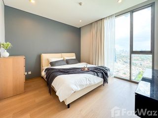 Condo en venta de 2 habitaciones en Yan Nawa, Bangkok