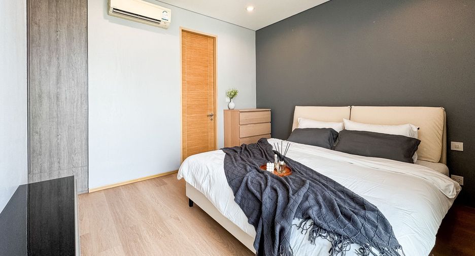 For sale 2 bedrooms condo in Yan Nawa, Bangkok
