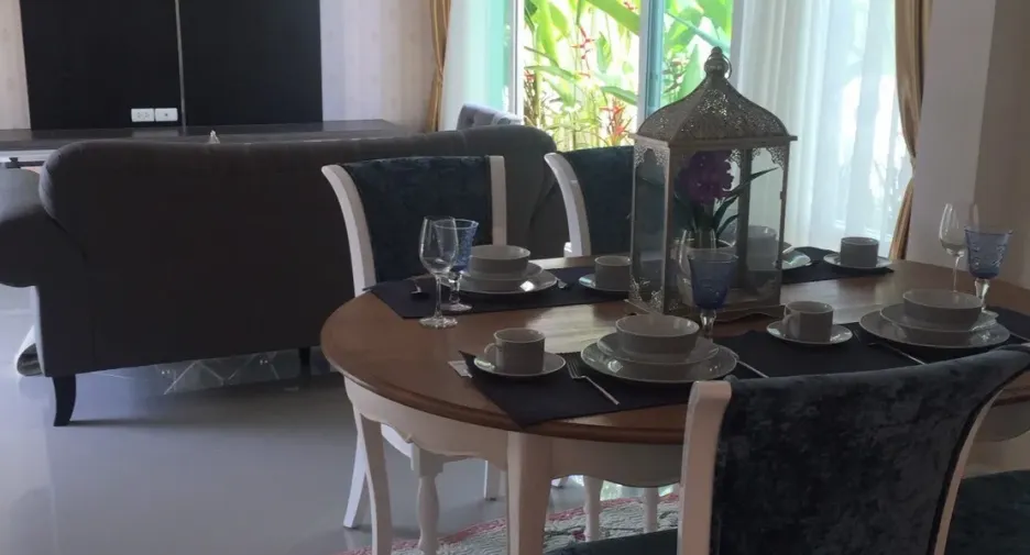 Casa en alquiler de 2 habitaciones en Bang Saray, Pattaya