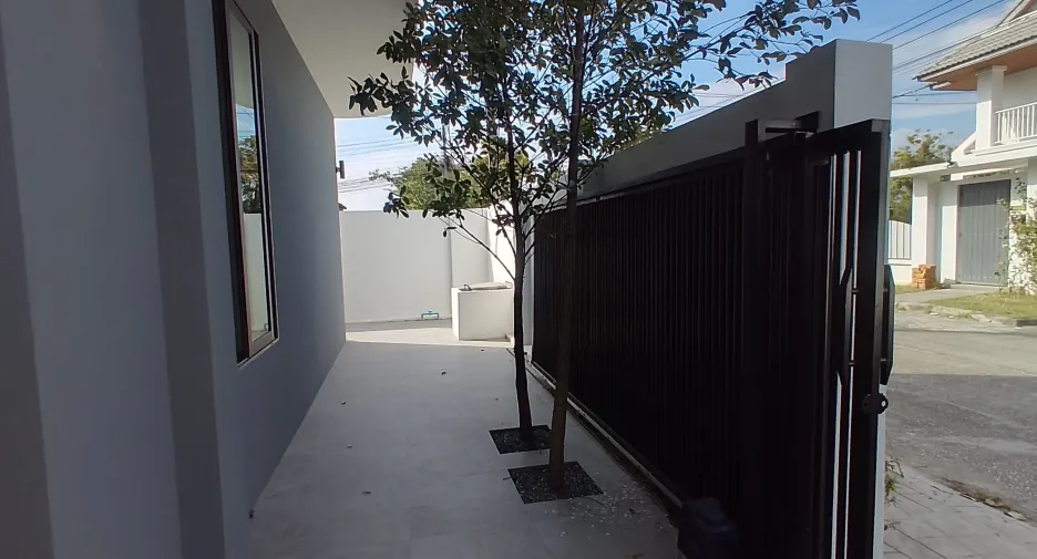 Haus zum Kauf mit 4 Zimmer in Hang Dong, Chiang Mai