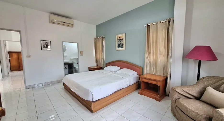For rent 3 bedrooms house in Hua Hin, Prachuap Khiri Khan