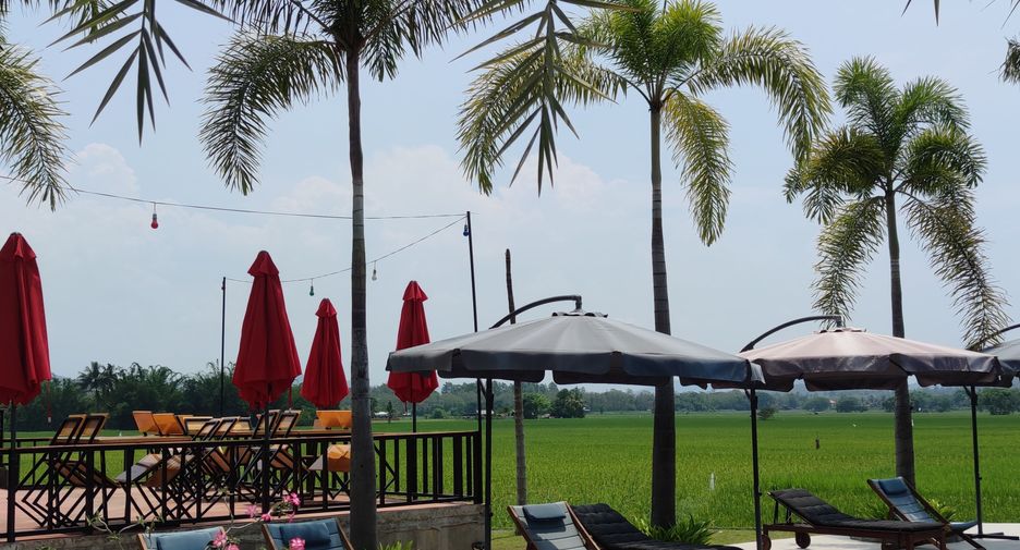 For sale 6 bedrooms house in Doi Saket, Chiang Mai