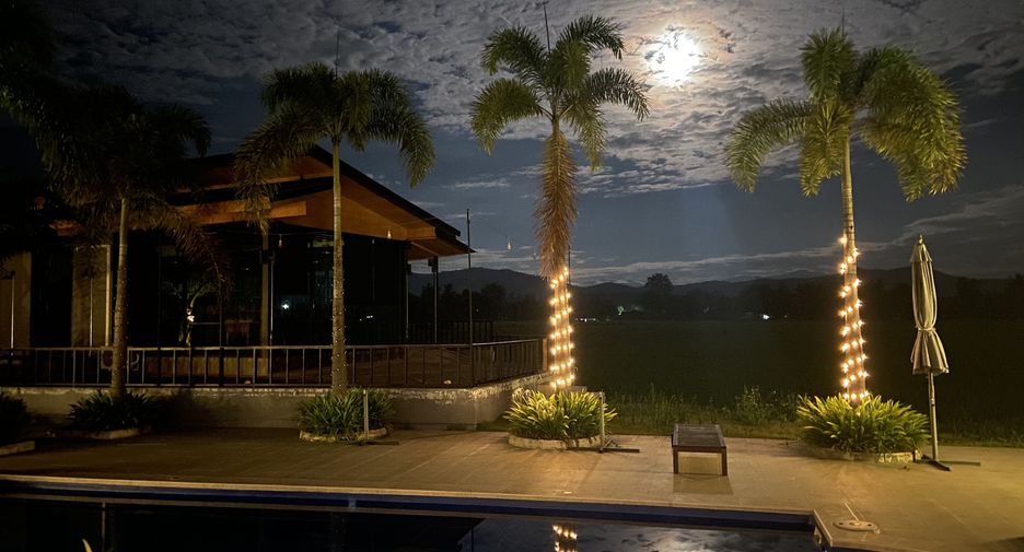 For sale 6 bedrooms house in Doi Saket, Chiang Mai