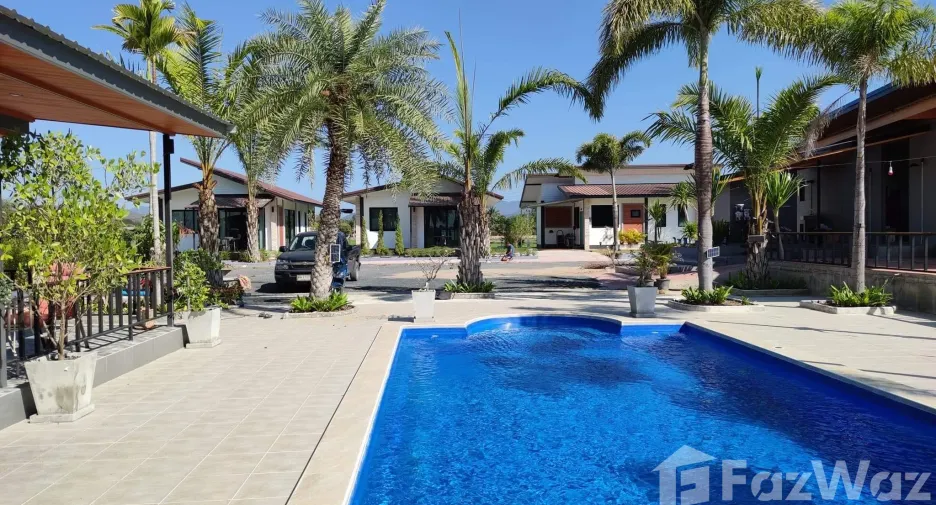 For sale 6 bedrooms house in Doi Saket, Chiang Mai