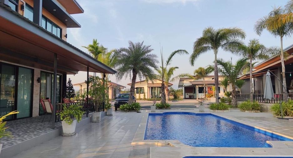 For sale 6 bedrooms house in Doi Saket, Chiang Mai