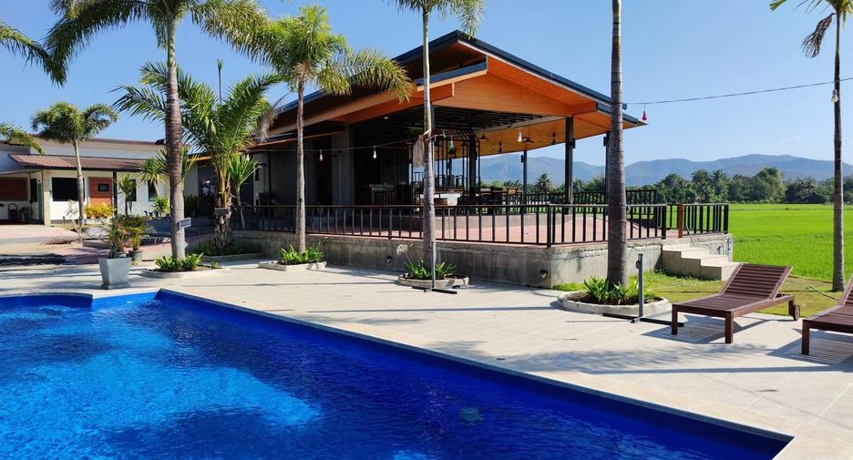 For sale 6 bedrooms house in Doi Saket, Chiang Mai