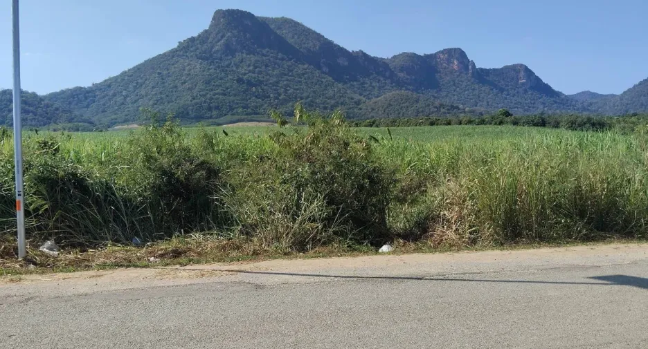 À vendre terrain à Hua Hin, Prachuap Khiri Khan