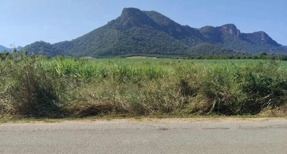 À vendre terrain à Hua Hin, Prachuap Khiri Khan
