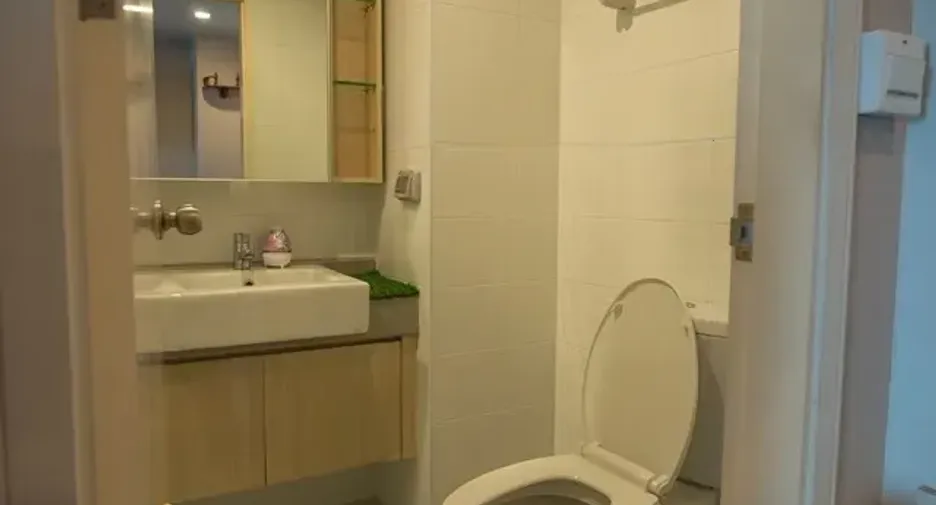 For sale and for rent 1 bed condo in Thon Buri, Bangkok