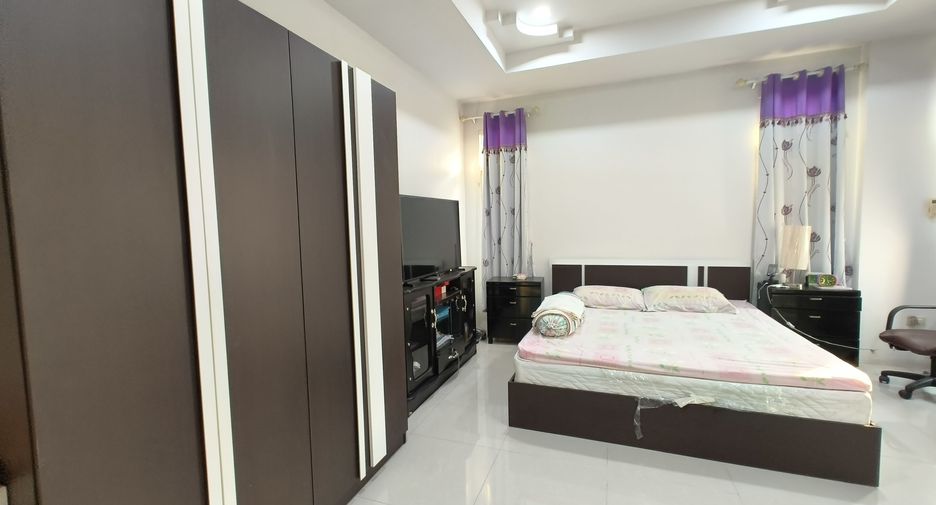 出售 4 卧室 独立屋 在 Bang Lamung, Chon Buri