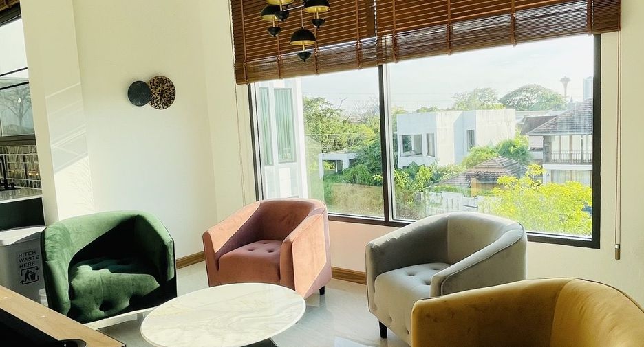 À vendre 8 chambres villa à San Sai, Chiang Mai