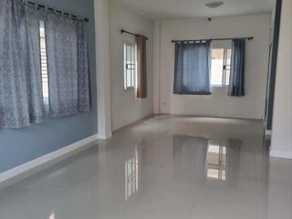 À vendre 3 chambres maison à San Kamphaeng, Chiang Mai