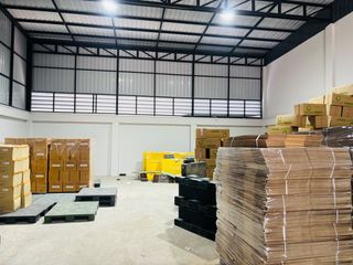 Casa en venta de 2 habitaciones en Phra Samut Chedi, Samut Prakan