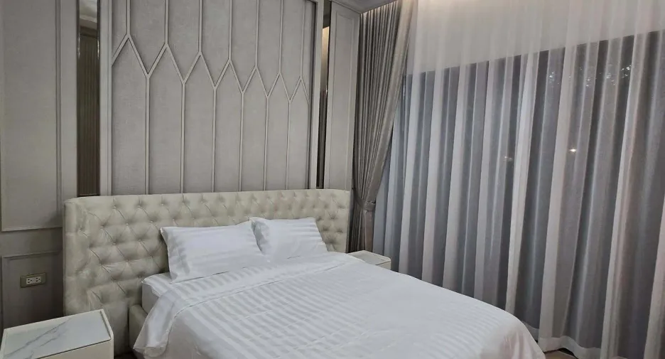 For sale 4 bedrooms house in Bang Kapi, Bangkok