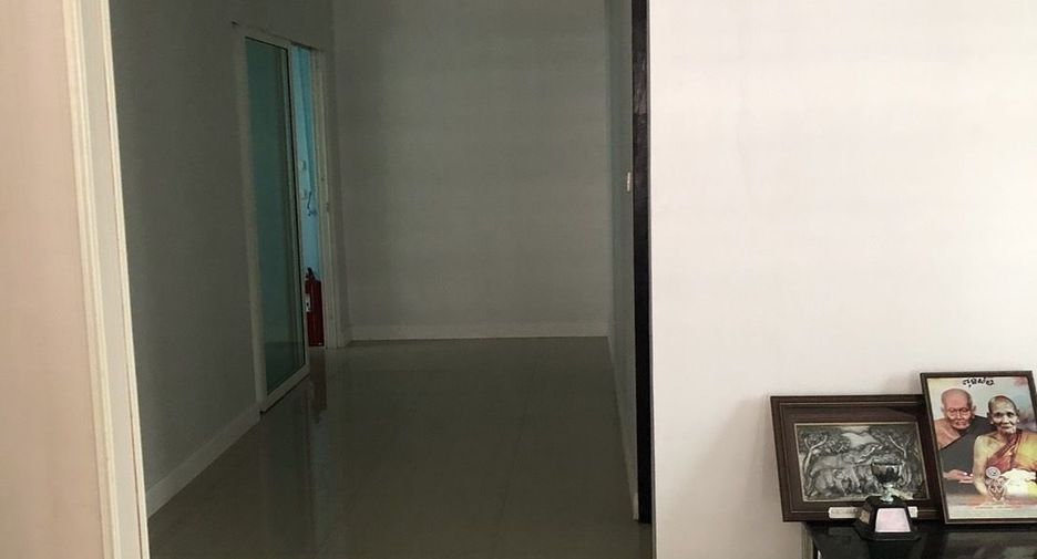 For sale and for rent 4 bedrooms house in Mueang Chiang Mai, Chiang Mai