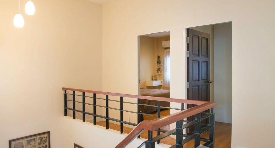 For sale and for rent 4 bedrooms house in Mueang Chiang Mai, Chiang Mai