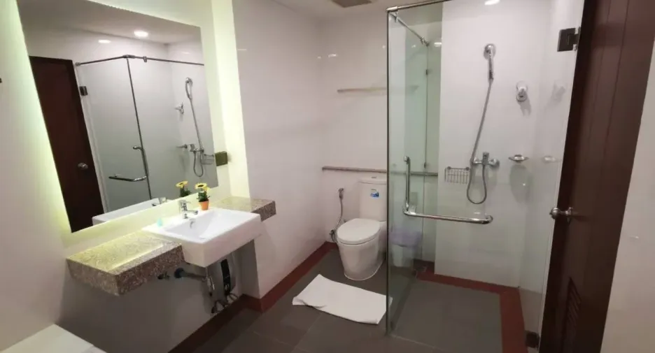 For rent 2 bedrooms condo in Mueang Chiang Mai, Chiang Mai