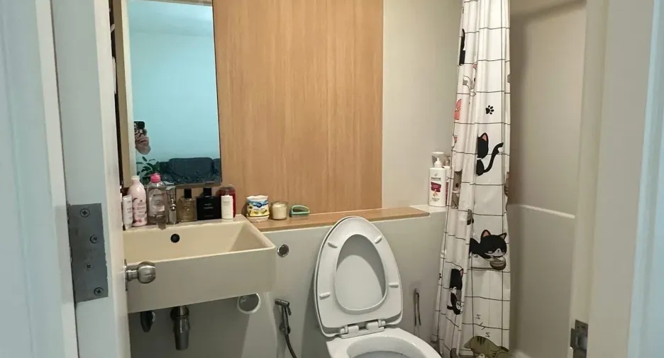 For sale 1 bed condo in Thon Buri, Bangkok