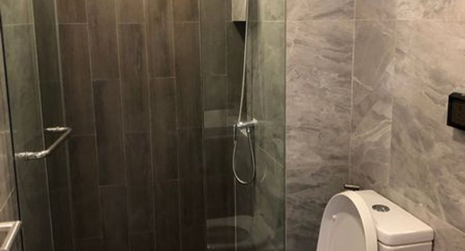 For sale 2 bedrooms condo in Chatuchak, Bangkok