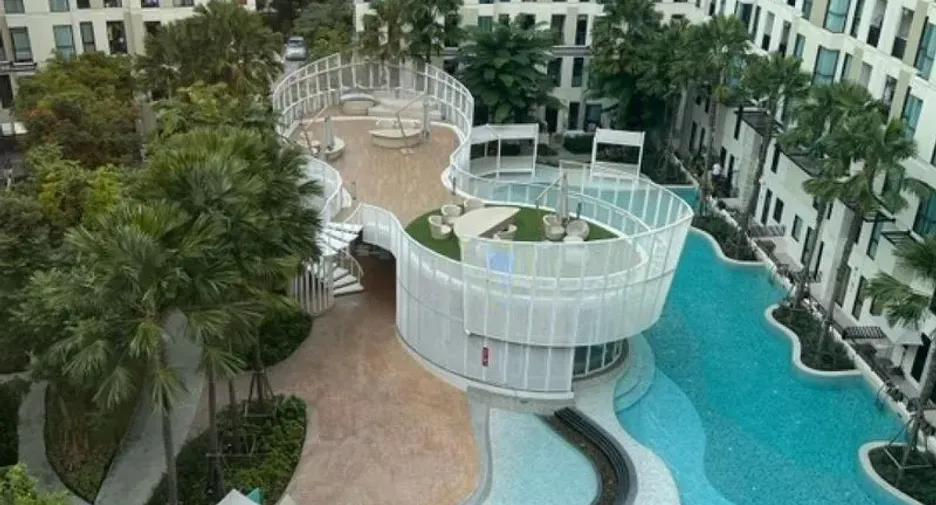For sale studio condo in Mueang Samut Prakan, Samut Prakan