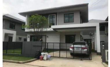 For sale 4 ベッドルーム house in Lat Krabang, Bangkok