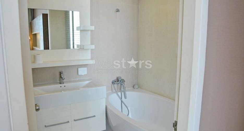 Wohnung zum Kauf und zur Miete mit 1 Zimmer in Watthana, Bangkok