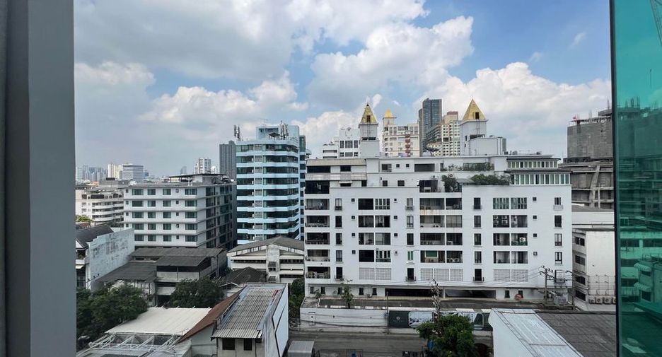 出售 1 卧室 公寓 在 Watthana, 曼谷