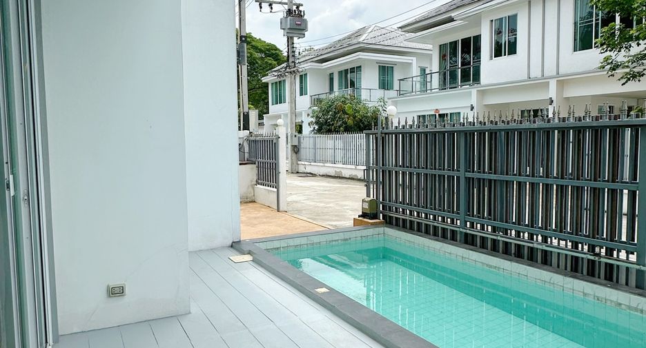 For sale and for rent 3 bedrooms villa in Mae Rim, Chiang Mai