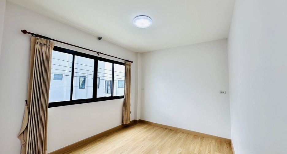 For sale and for rent 4 bedrooms house in Mueang Chiang Mai, Chiang Mai