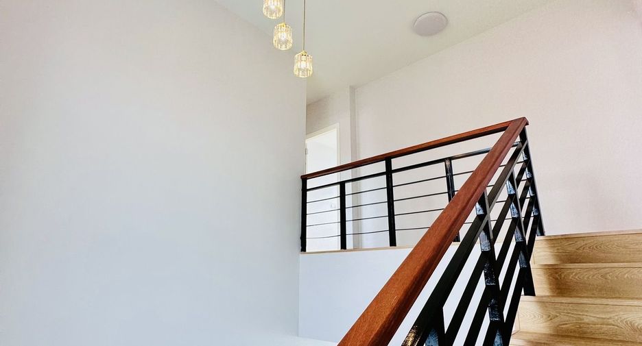 For sale and for rent 4 bedrooms house in Mueang Chiang Mai, Chiang Mai