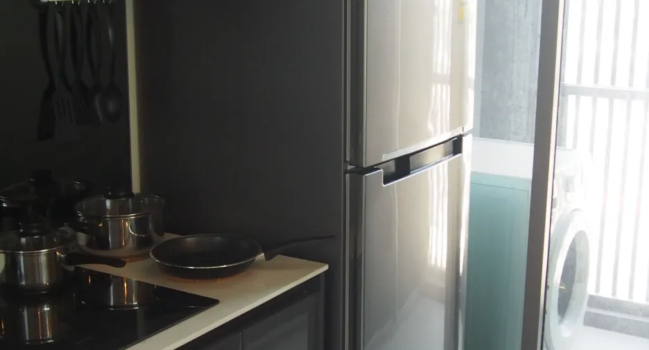 For sale そして for rent 2 ベッドルーム condo in Khlong Toei, Bangkok