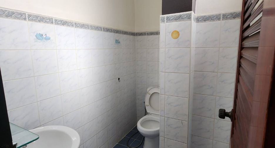 For rent 3 bedrooms house in Bang Lamung, Chonburi
